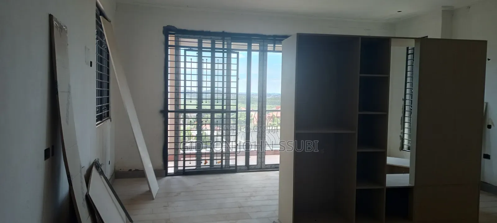 5bdrm Mansion in Bunga Ggaba Road, Makindye for sale in Makindye