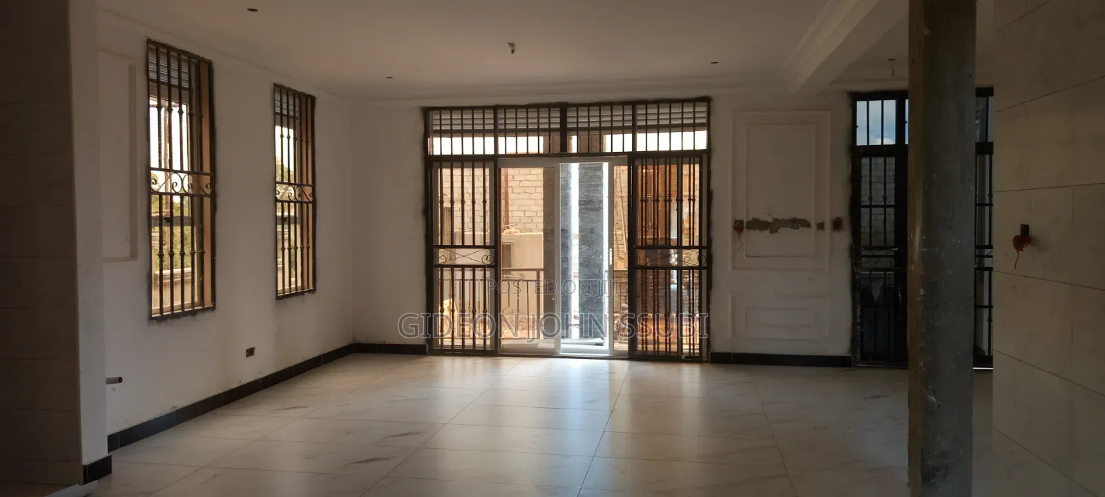 5bdrm Mansion in Bunga Ggaba Road, Makindye for sale in Makindye