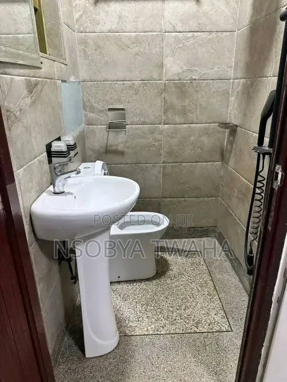 2bdrm Apartment in Lubowa, Makindye for rent in Makindye