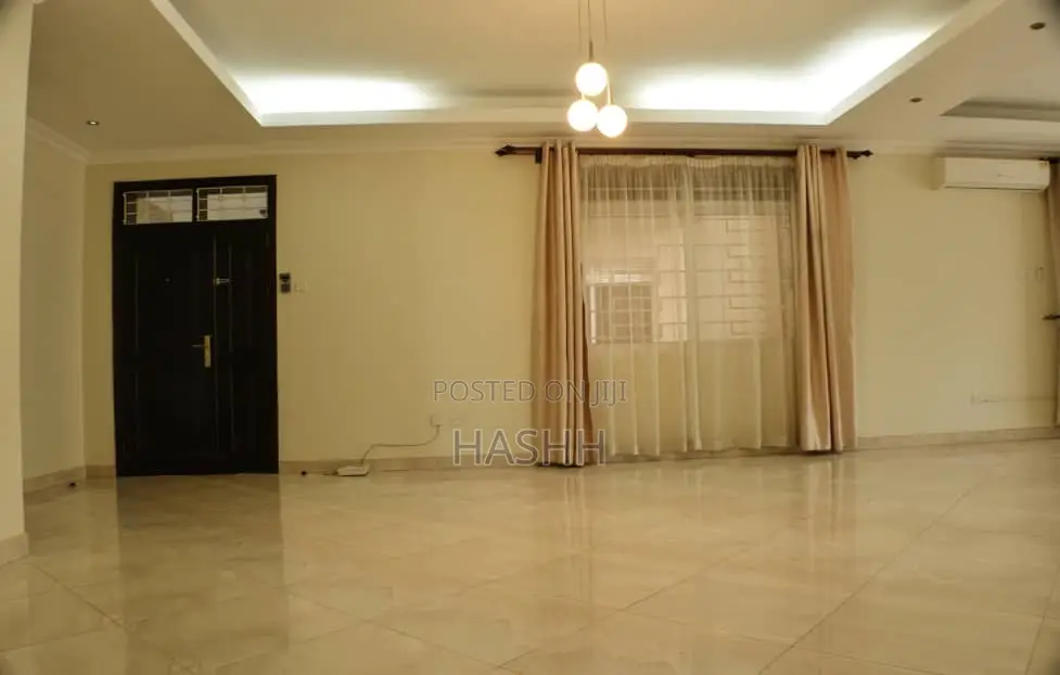 3bdrm Condo in Kololo, Central Division for sale in Central Division