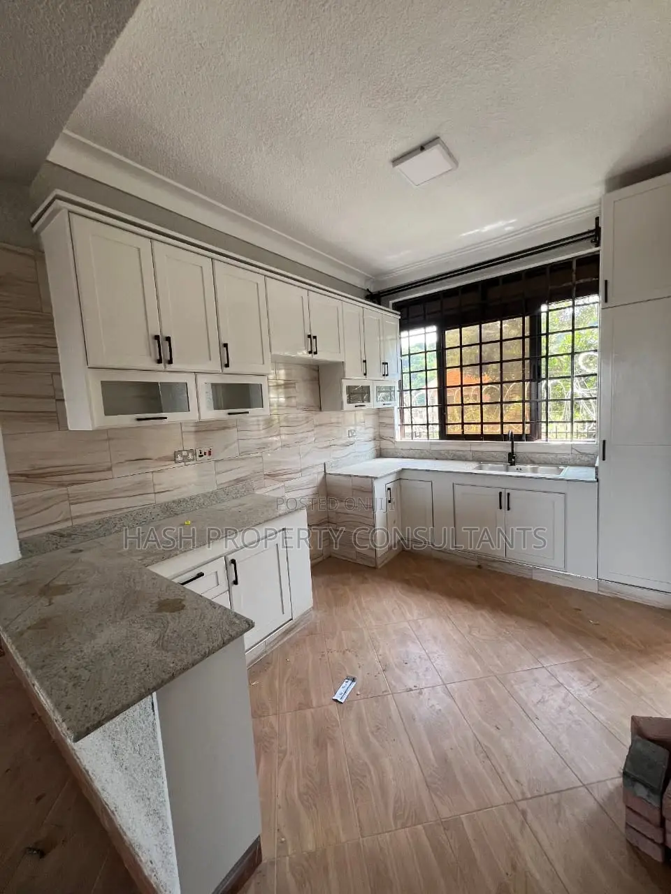 3bdrm Apartment in Muyunyo, Central Division for rent in Central Division