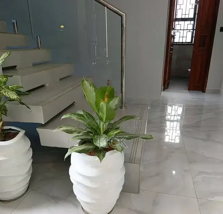 5bdrm Apartment in Gabba Road, Makindye for rent in Makindye