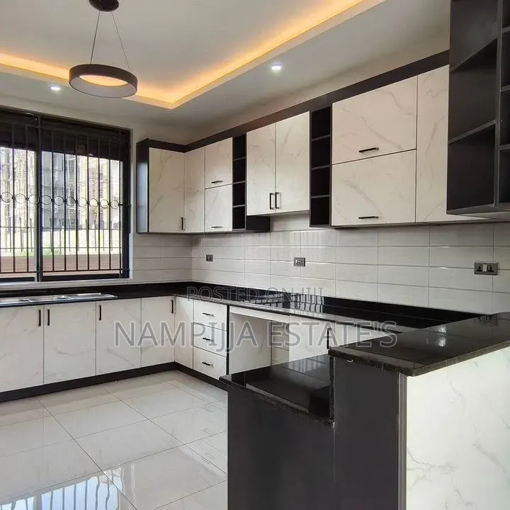 5bdrm Duplex in Kansanga, Makindye for rent in Makindye