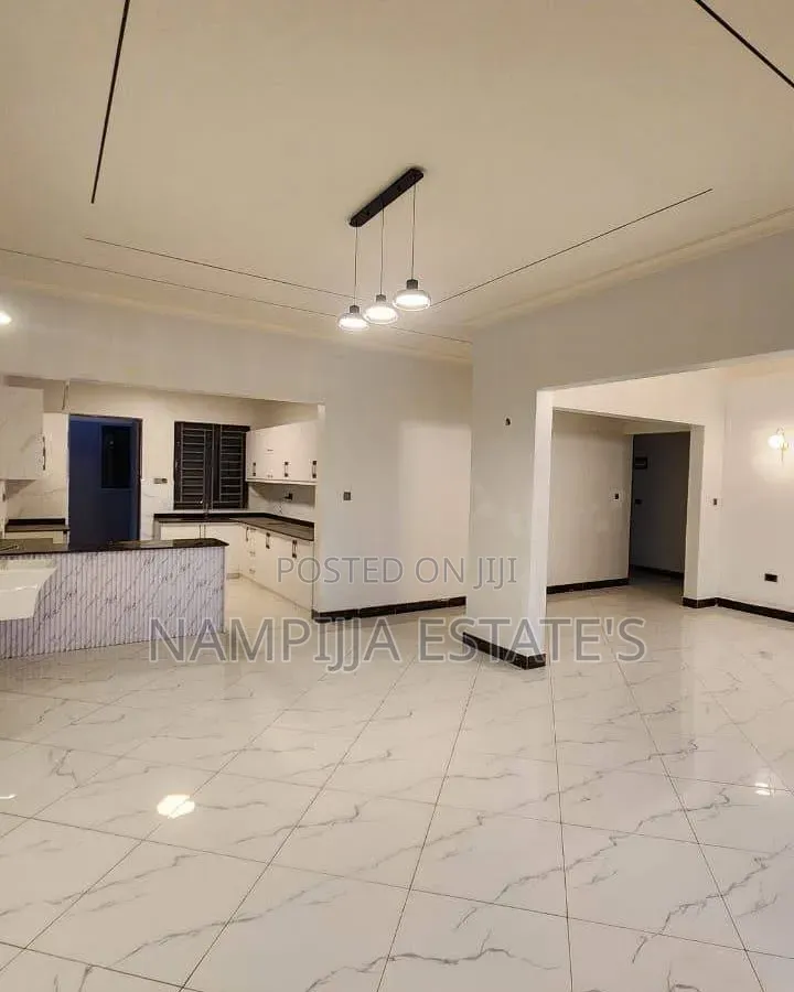 4bdrm Apartment in Gabba Road, Makindye for rent in Makindye