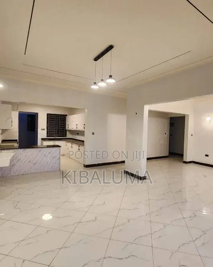 4bdrm Apartment in Gabba Road, Makindye for rent in Makindye