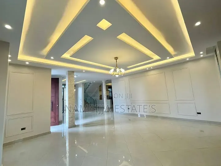 5bdrm Duplex in Muyenga, Makindye for rent in Makindye