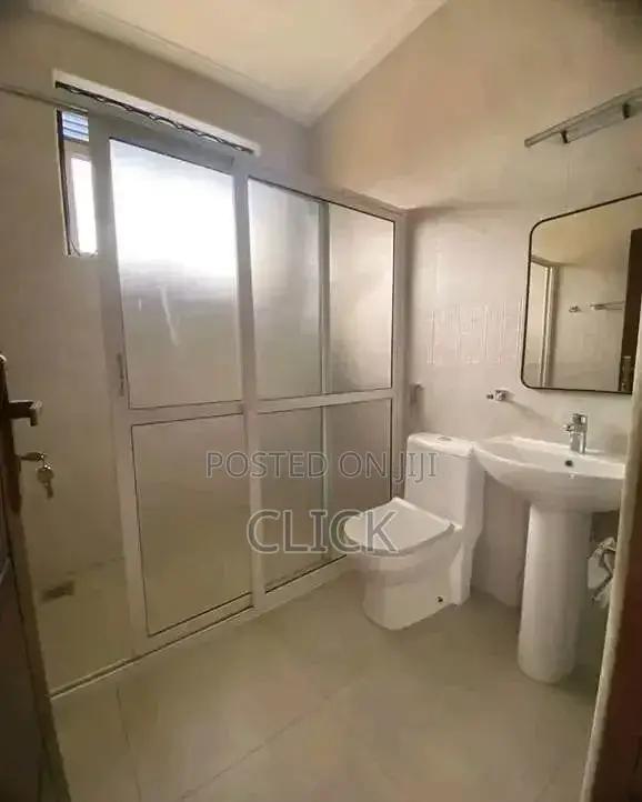 3bdrm Apartment in Kansanga, Makindye for rent in Makindye