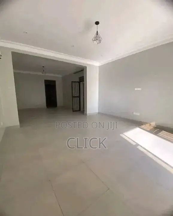 3bdrm Apartment in Kansanga, Makindye for rent in Makindye