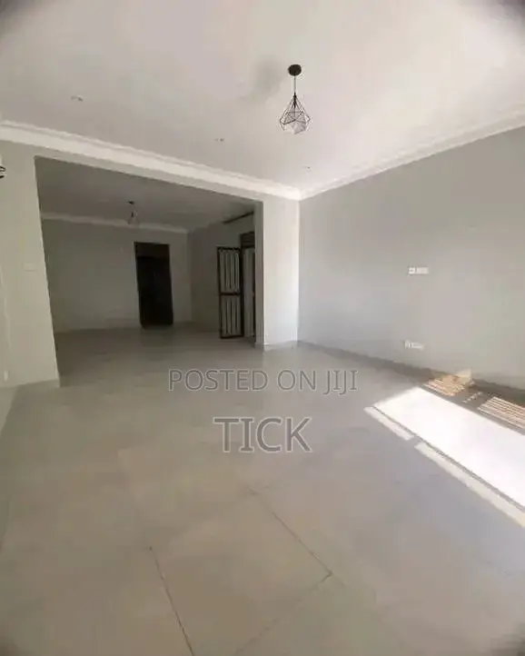 3bdrm Apartment in Kansanga, Makindye for rent in Makindye