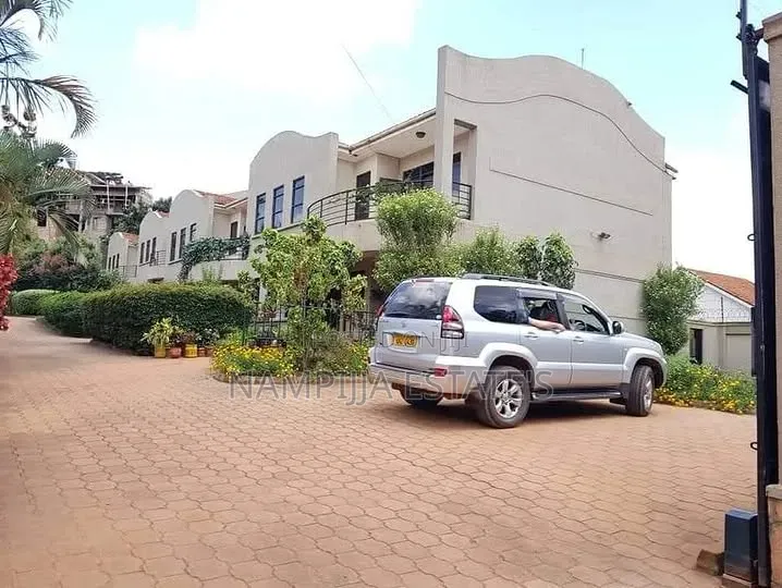3bdrm Apartment in Muyenga, Makindye for rent in Makindye