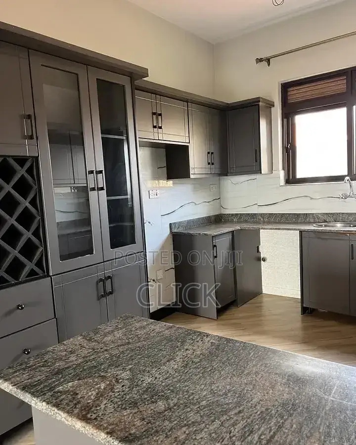 2bdrm Apartment in Muyenga, Makindye for rent in Makindye