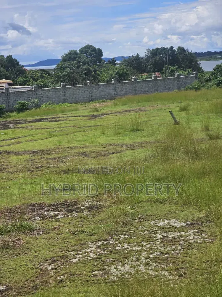 Prime Plot for Sale at Namulanda~Nganjo Lakeview Along Entebbe Road. in Ssisa