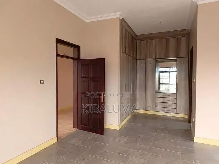 4bdrm Duplex in Bunga, Makindye for rent in Makindye