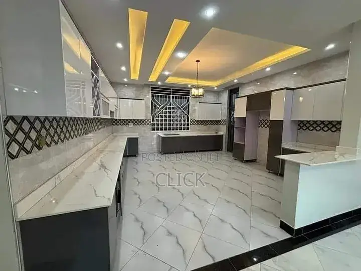 5bdrm Duplex in Munyonyo, Makindye for rent in Makindye