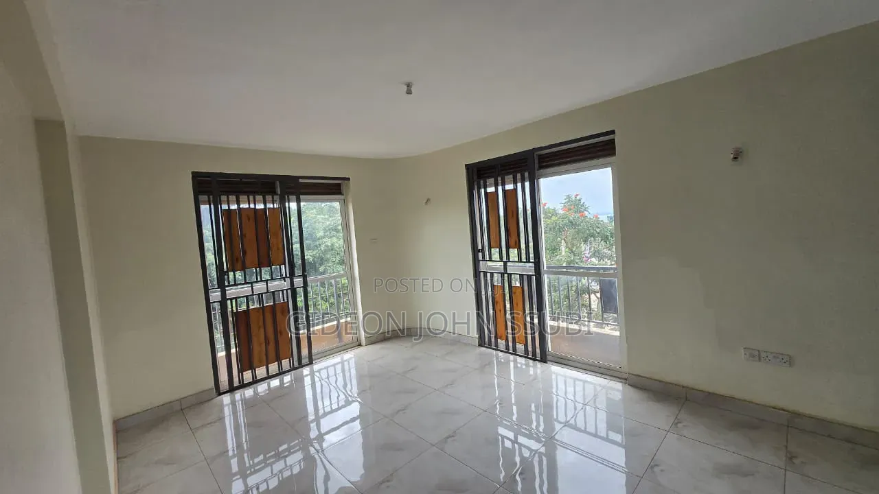3bdrm Condo in Muyenga, Makindye for sale in Makindye