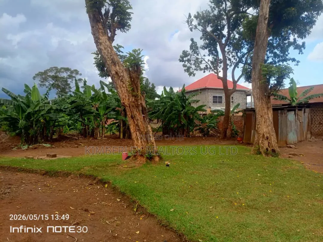 25 Decimals Commercial Plot – Makerere (Sir Apollo Kaggwa Road) at 650m in Central Division