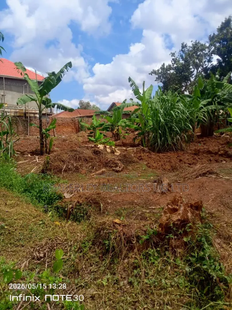 25 Decimals Commercial Plot – Makerere (Sir Apollo Kaggwa Road) at 650m in Central Division