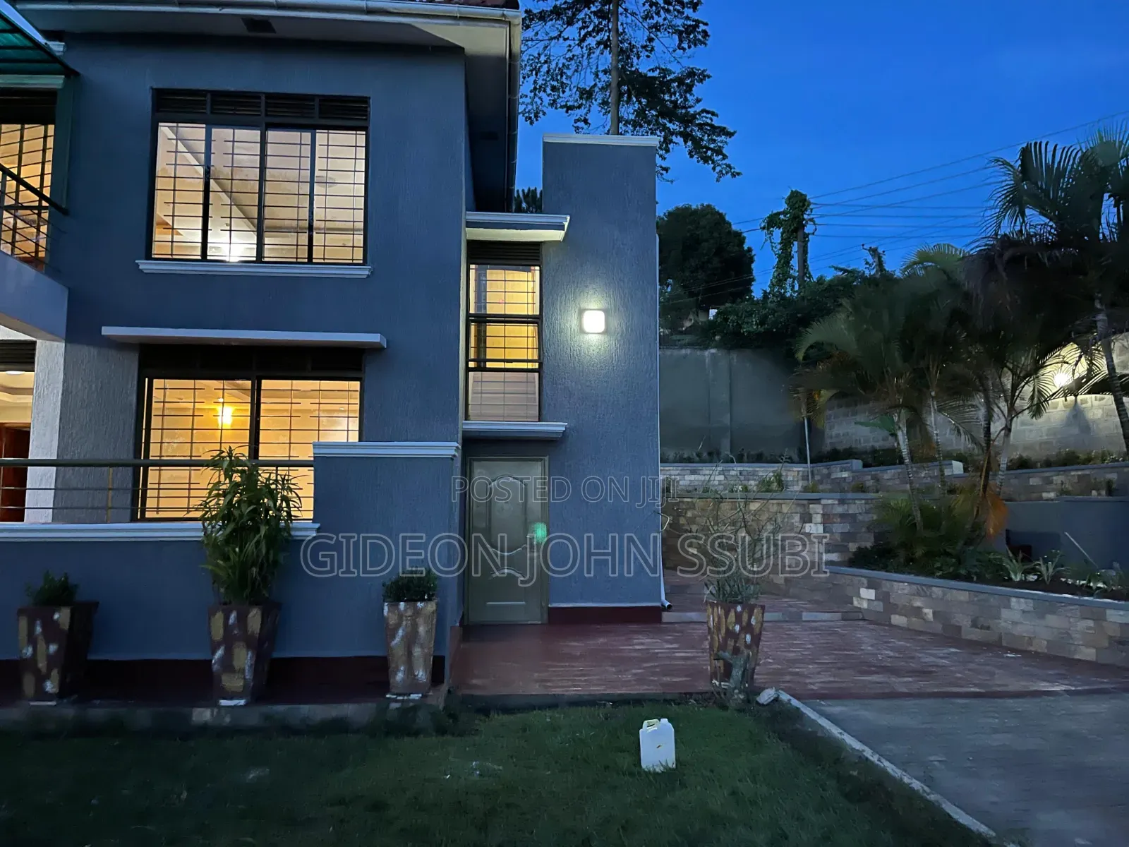 6bdrm Mansion in Muyenga, Makindye for sale in Makindye