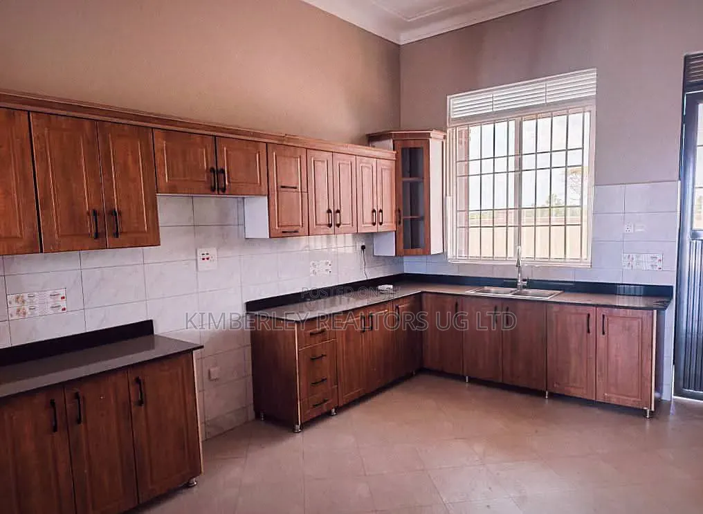 4bdrm House in Kira for sale in Kira
