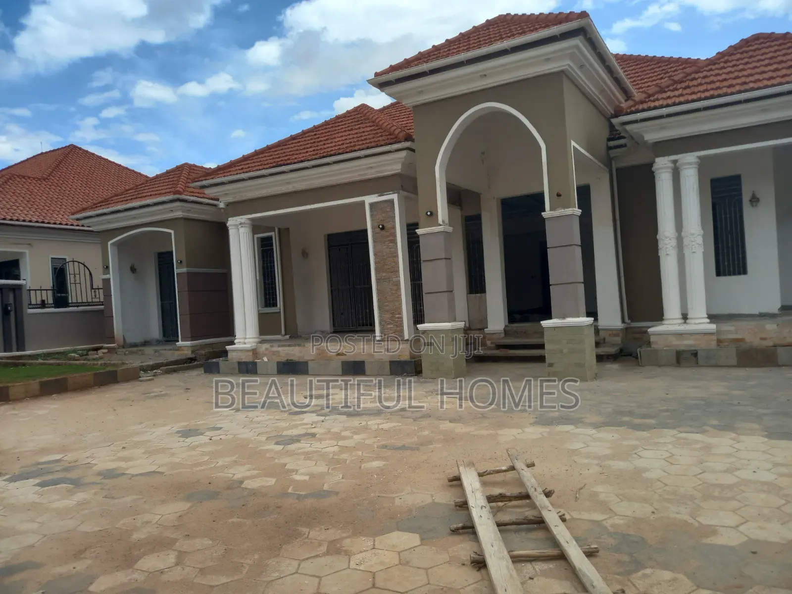 Furnished 5bdrm House in Najjera, Kira for sale in Kira