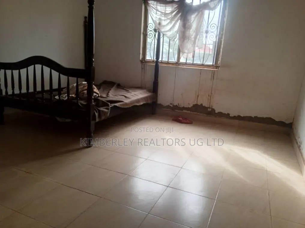 3bdrm House in Goma for sale in Goma