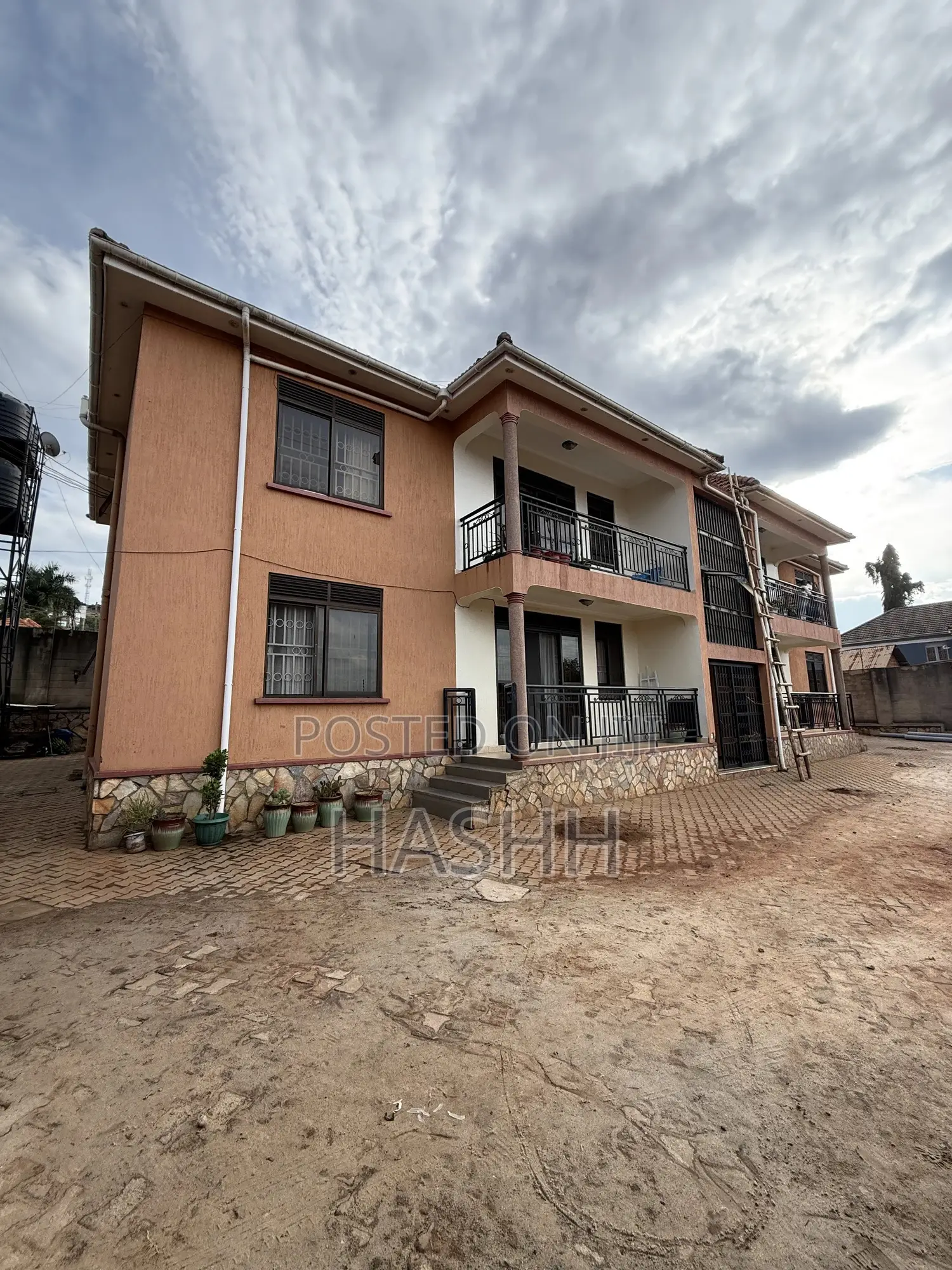 3bdrm Apartment in Muyenga, Central Division for rent in Central Division