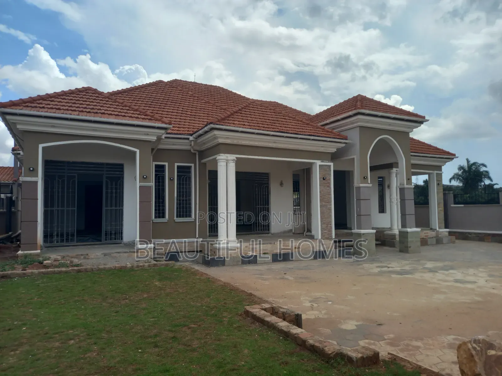 Furnished 5bdrm House in Najjera, Kira for sale in Kira