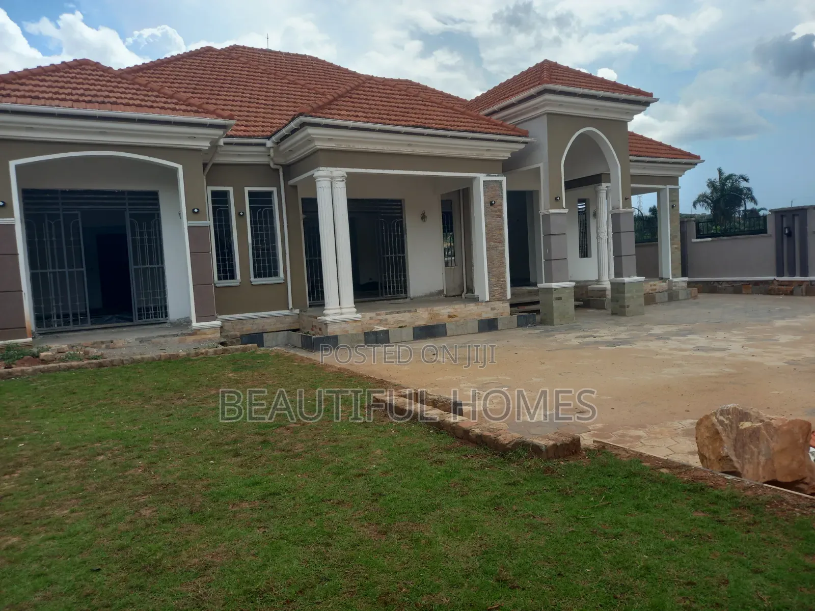 Furnished 5bdrm House in Najjera, Kira for sale in Kira