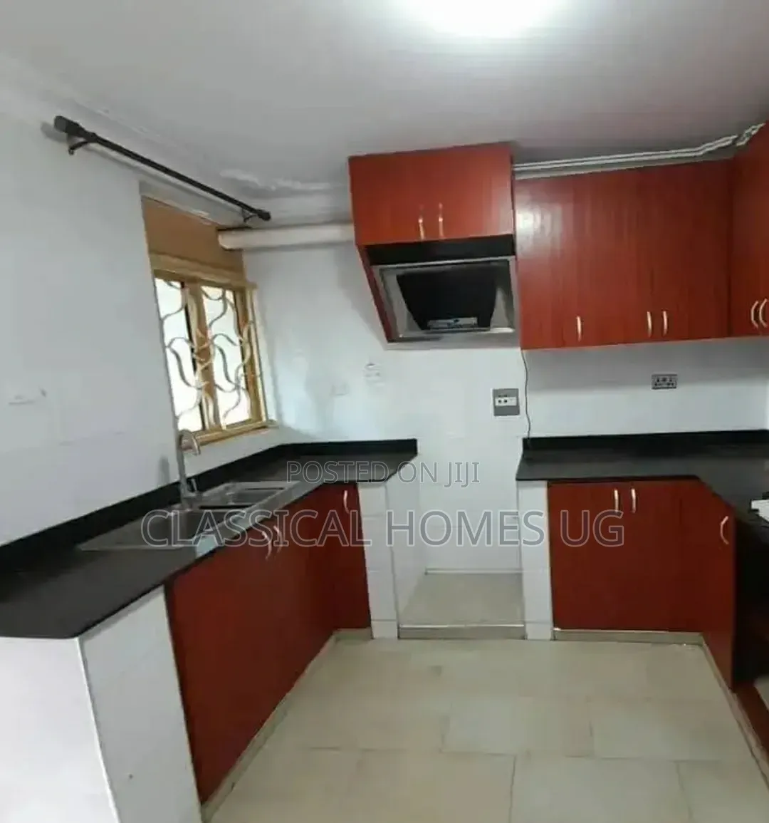 3bdrm Apartment in Lubowa Entebbe Road, Central Division for rent in Central Division