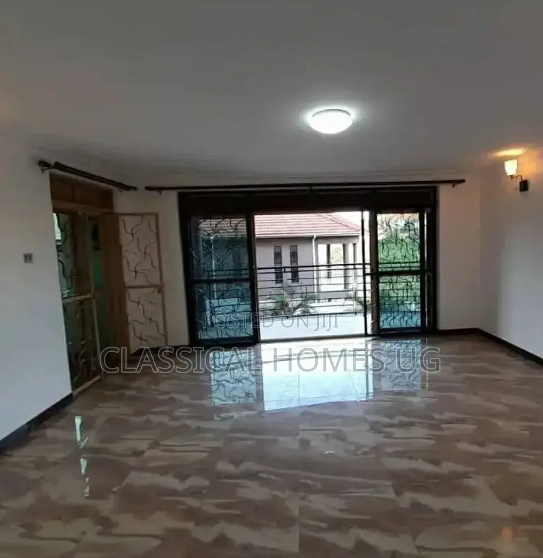 3bdrm Apartment in Lubowa Entebbe Road, Central Division for rent in Central Division