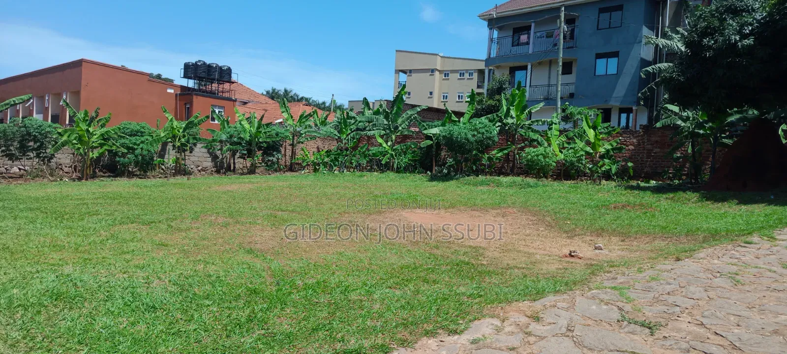 21 Decimals Prime Land in Munyonyo in Makindye