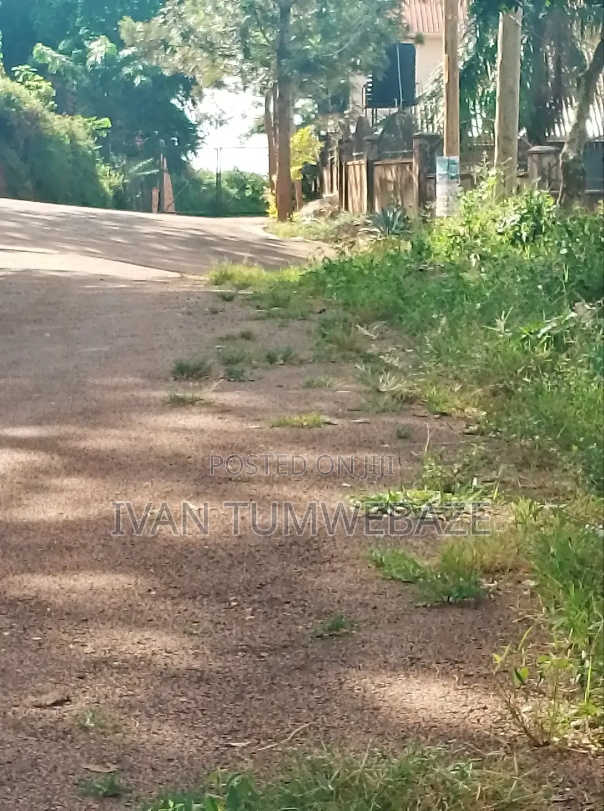 Plot for Sale in Seguku Katale . Entebbe Road in Central Division
