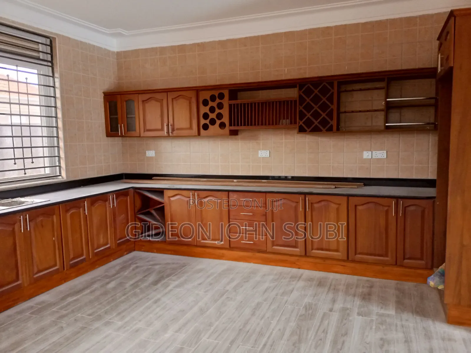 5bdrm Mansion in Munyonyo, Makindye for sale in Makindye