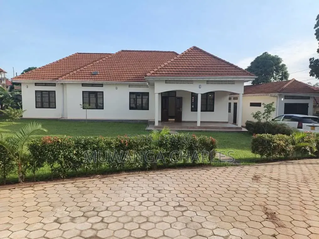 4bdrm Bungalow in Fs Properties Ltd, Nakawa for rent in Nakawa