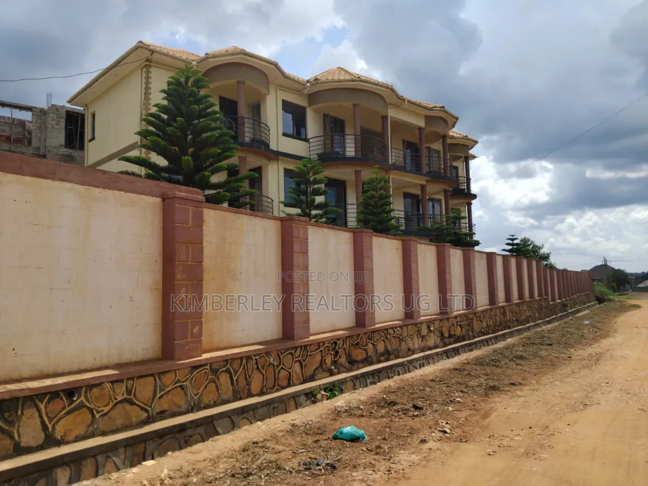 2bdrm Apartment in Kira for sale in Kira