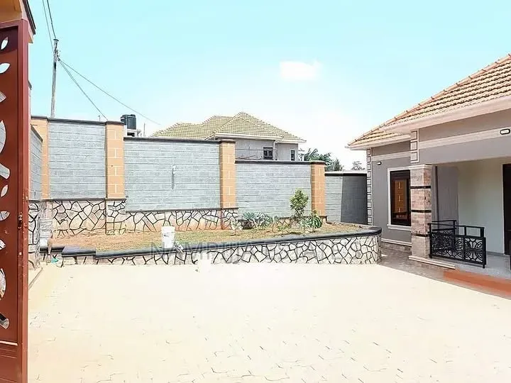 4bdrm House in Muyenga, Makindye for rent in Makindye