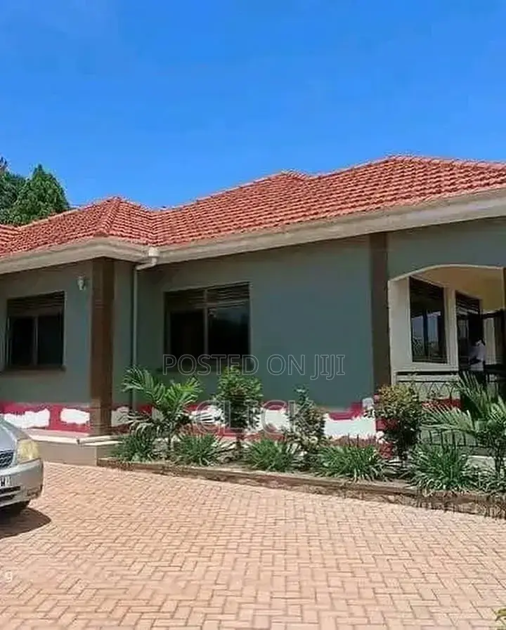 4bdrm House in Muyenga, Makindye for rent in Makindye