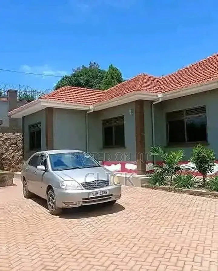 4bdrm House in Muyenga, Makindye for rent in Makindye