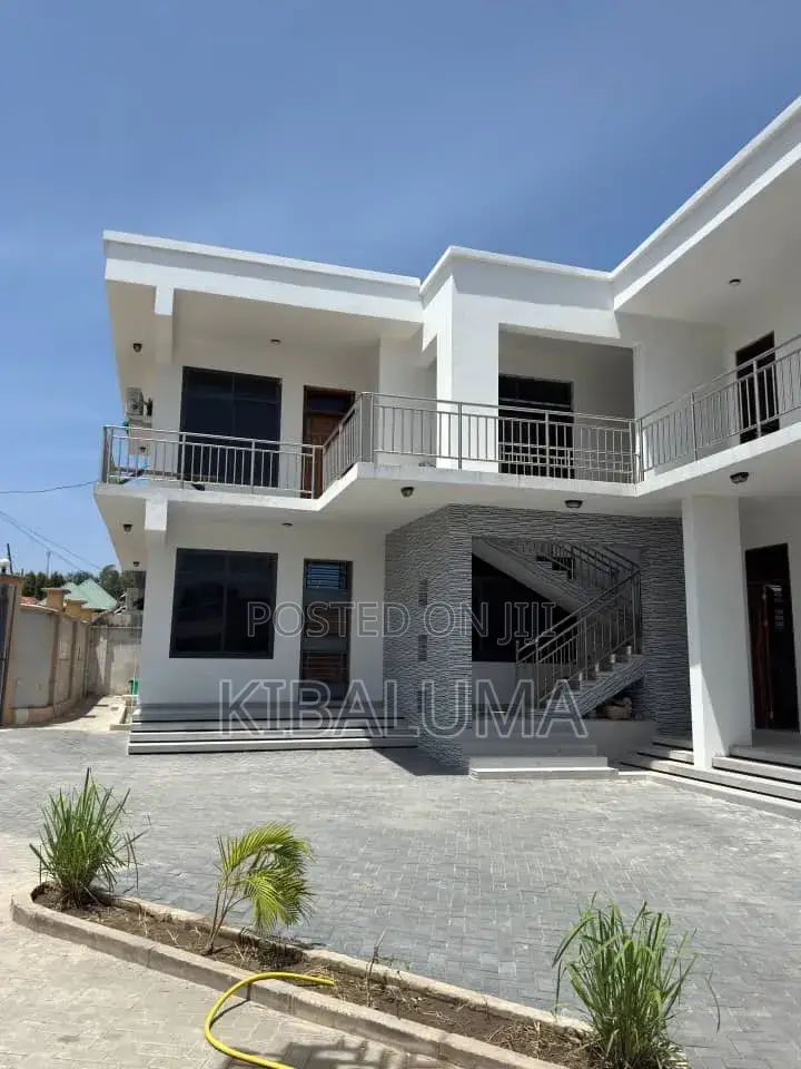 3bdrm Apartment in Bunga, Makindye for rent in Makindye
