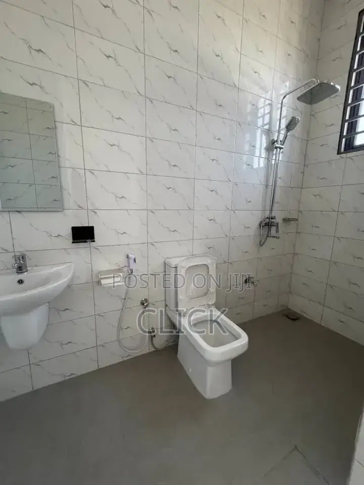 3bdrm Apartment in Bunga, Makindye for rent in Makindye