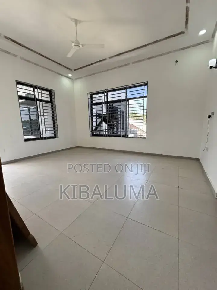 3bdrm Apartment in Bunga, Makindye for rent in Makindye
