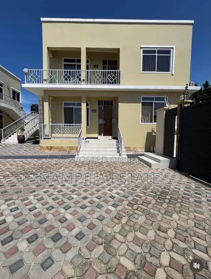 4bdrm Duplex in Muyenga, Makindye for rent in Makindye