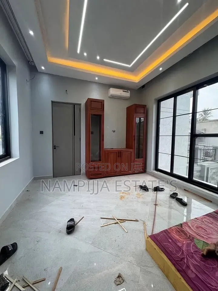 4bdrm Duplex in Muyenga, Makindye for rent in Makindye