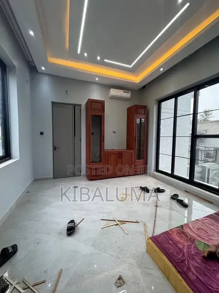 4bdrm Duplex in Muyenga, Makindye for rent in Makindye