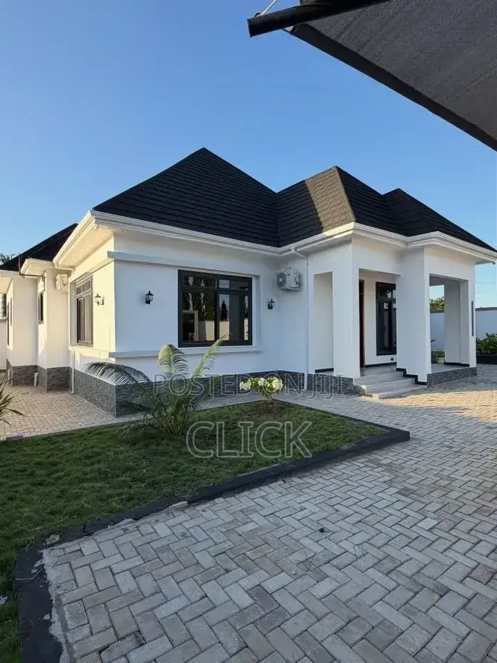 4bdrm Duplex in Kira, Nakawa for sale in Nakawa