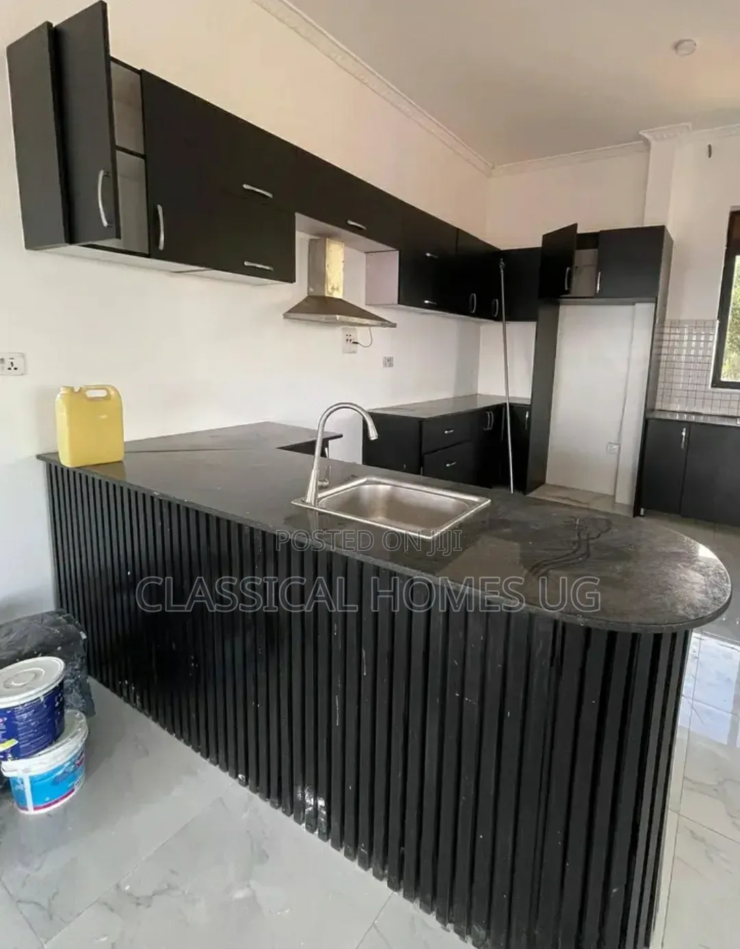 3bdrm Apartment in Lubowa Entebbe Road, Central Division for rent in Central Division
