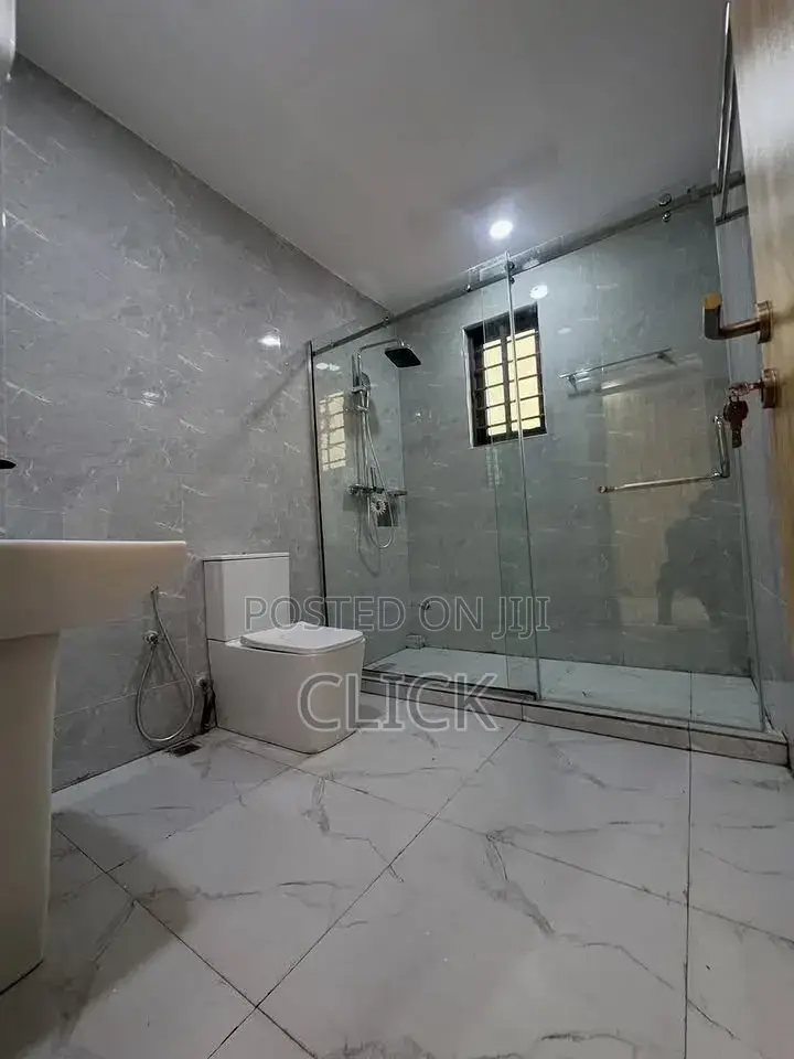 3bdrm Apartment in Bunga, Makindye for rent in Makindye