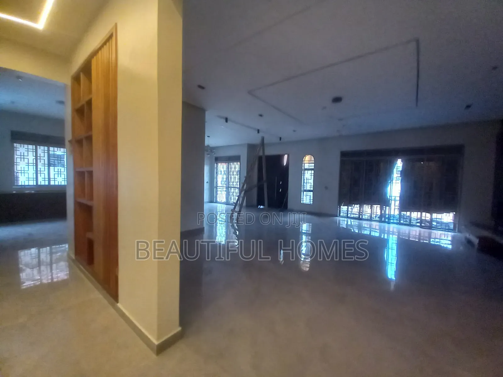 Furnished 5bdrm Mansion in Najjera, Kira for sale in Kira
