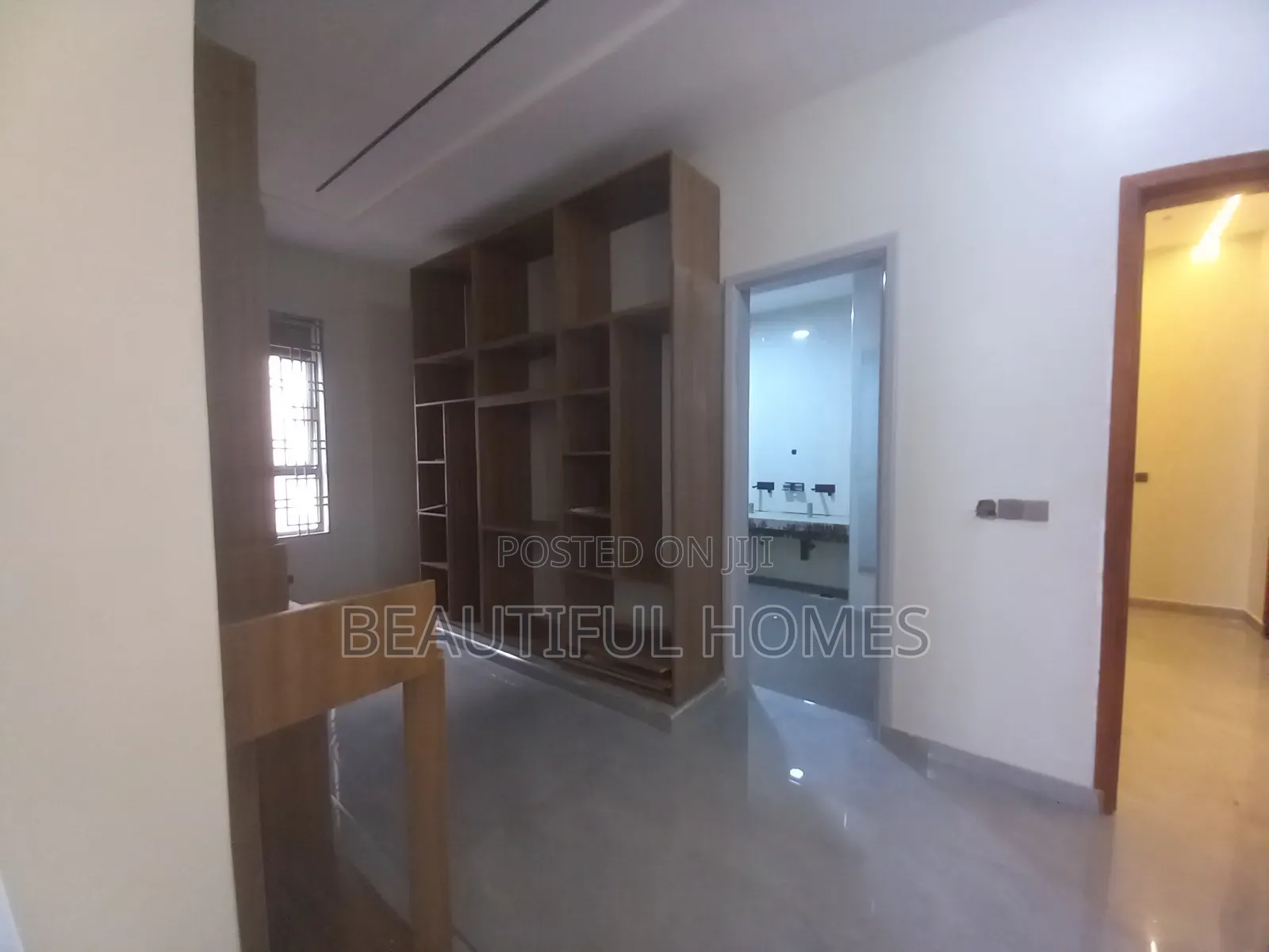 Furnished 5bdrm Mansion in Najjera, Kira for sale in Kira