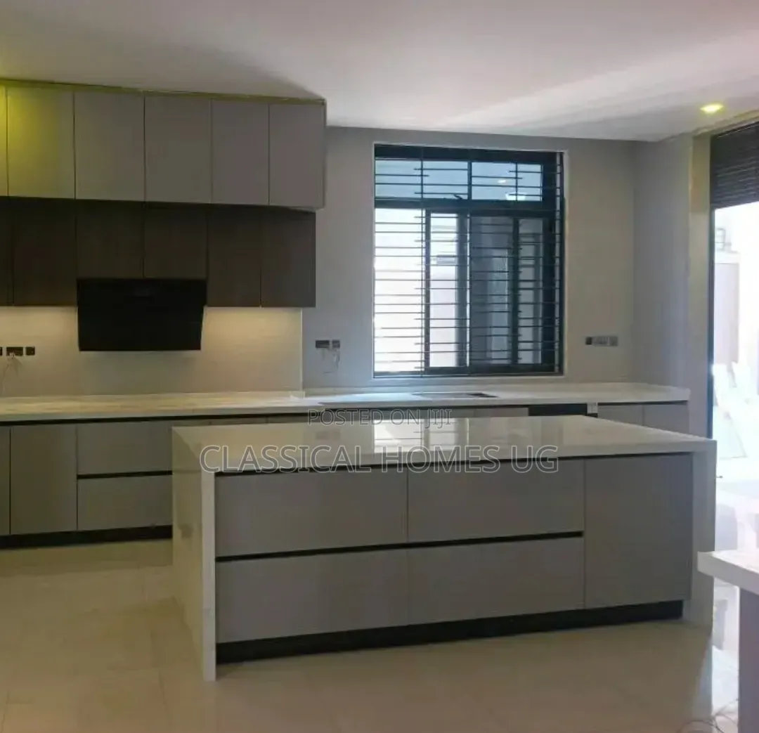 5bdrm Duplex in Lubowa Entebbe Road, Central Division for rent in Central Division